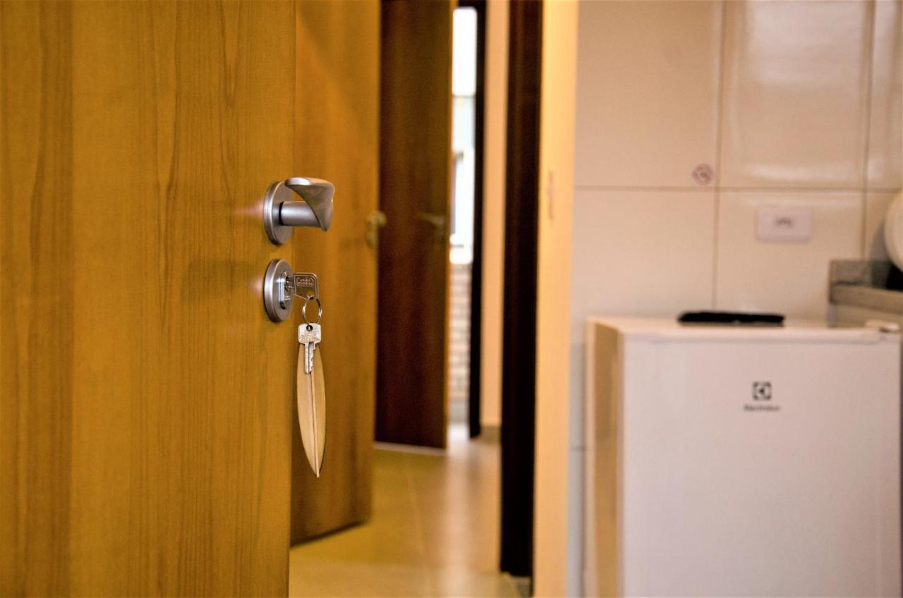 Vila Lorenzi - Apartamentos Ubatuba Bagian luar foto