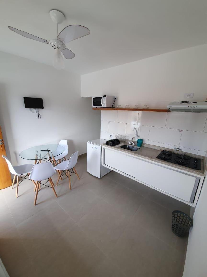 Vila Lorenzi - Apartamentos Ubatuba Bagian luar foto